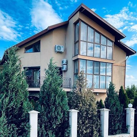 Ami Residence Bucharest Airport,Therme&Free Parking Otopeni Esterno foto